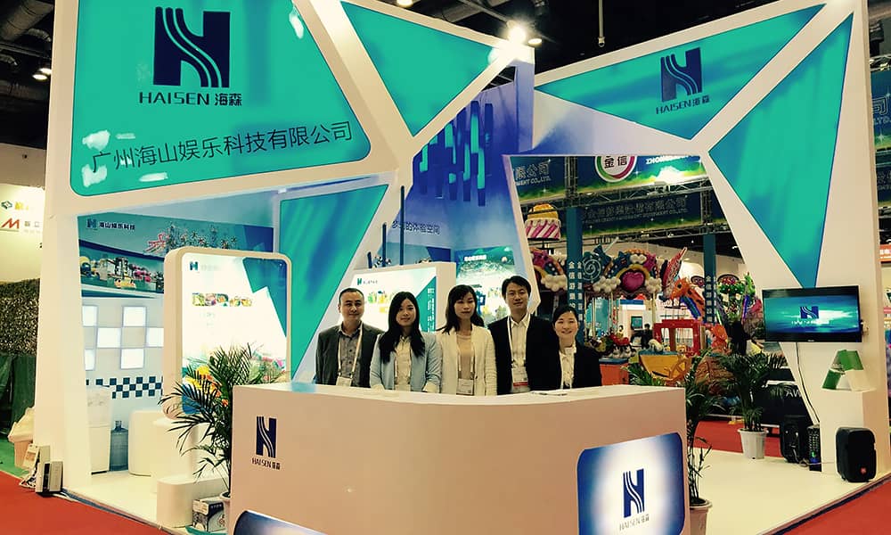 2015年9月，米兰·(milan)中国与您相聚上海世博展馆